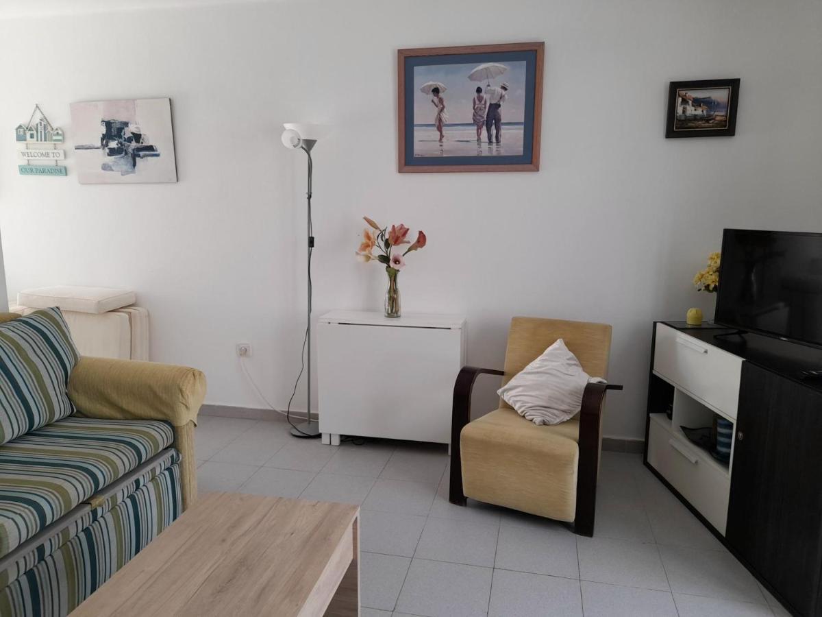 Fabulous 1-Bed Apartment In Puerto Del Carmen بويرتو ذيل كارمين المظهر الخارجي الصورة
